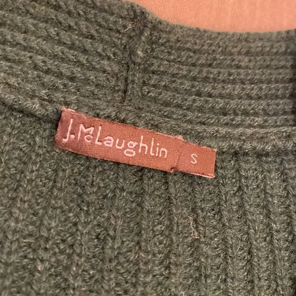 J. McLaughlin Cashmere & Wool Deep Green V-Neck Ribbed Sweater. Size S - Picture 3 of 7
